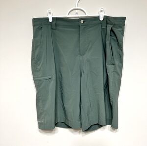 Columbia PFG Green Shorts Performance Fishing Gear Shorts 36 Men